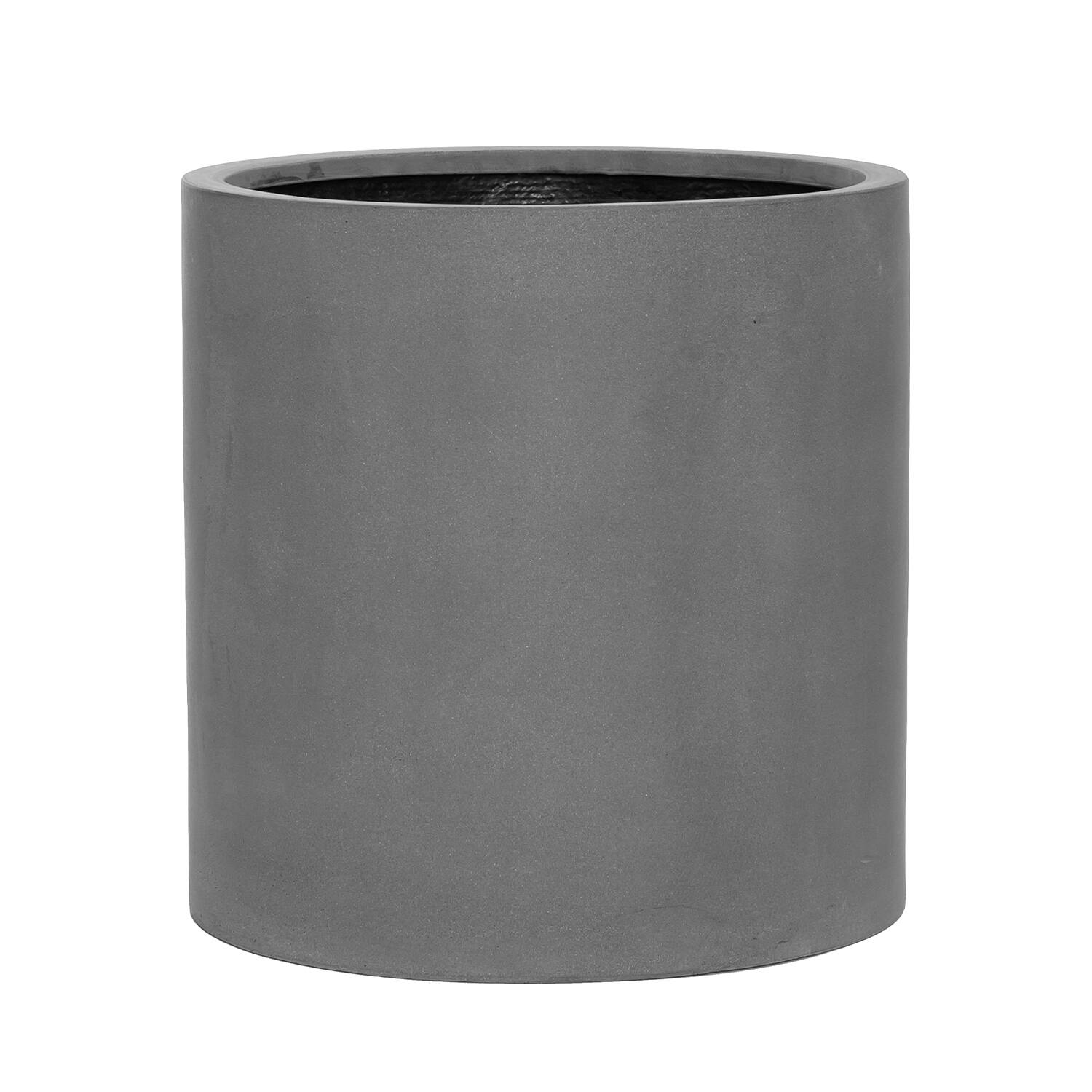 Max L, Grey