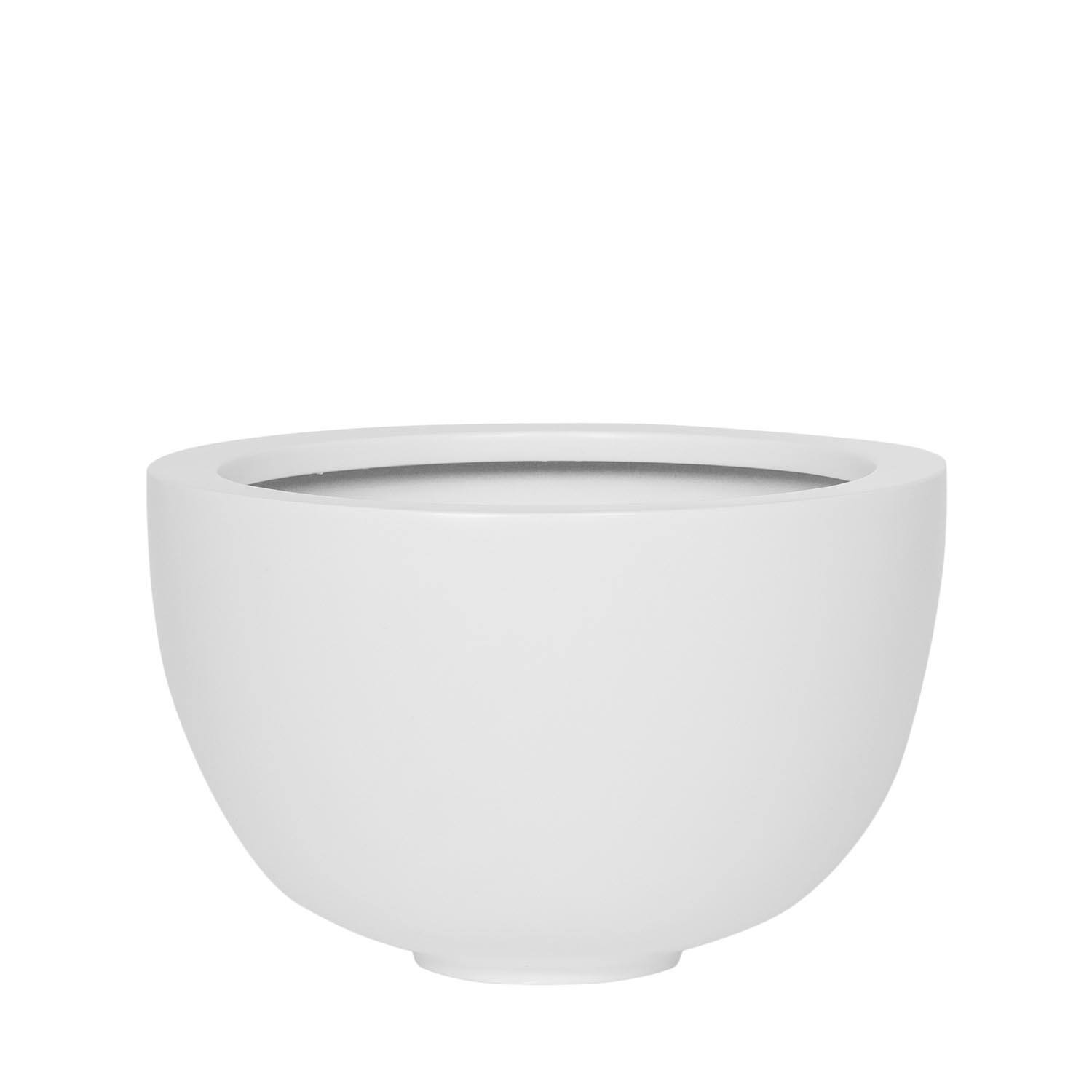 Peter M, Matte White