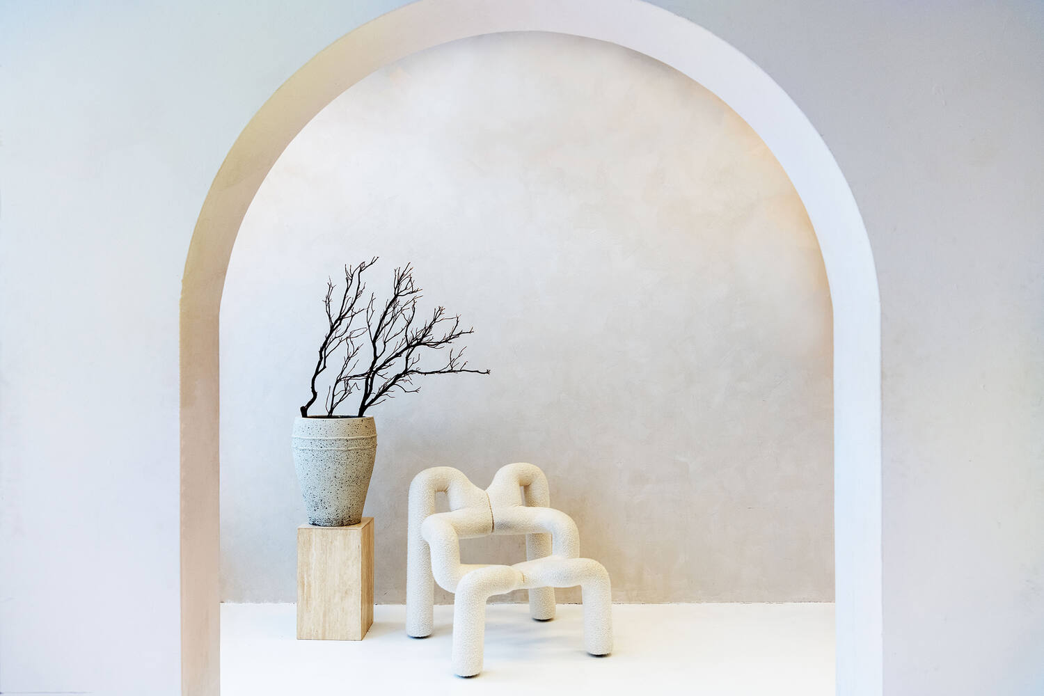 Ares L, Chalk White