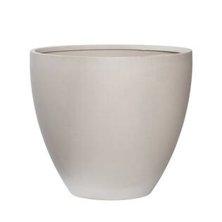 Jesslyn M, Natural White