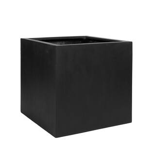Block XL, Black