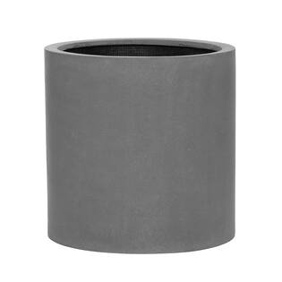 Max M, Grey