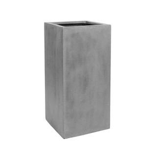 Bouvy M, Grey