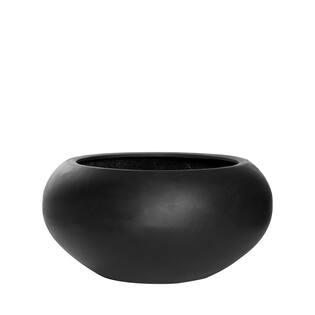 Cora M, Black