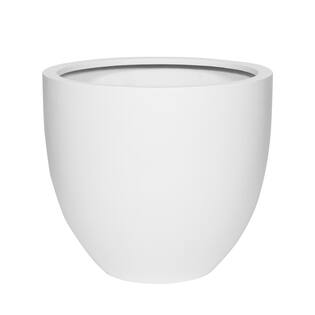 Jesslyn S, Matte White