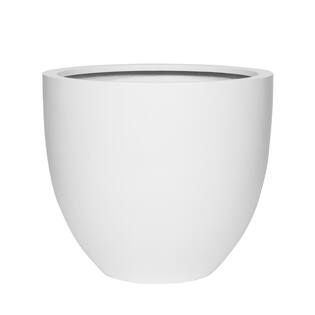 Jesslyn M, Matte White