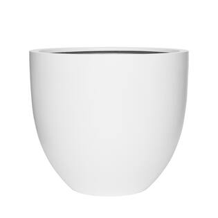 Jesslyn L, Matte White