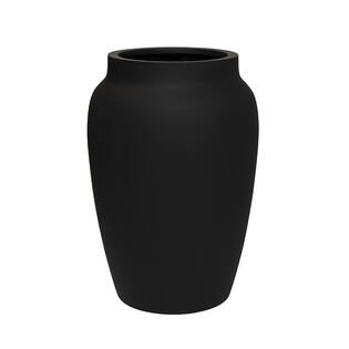 Hera  L, Black