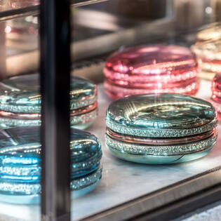 (S) Macaron M, Platinum Blue