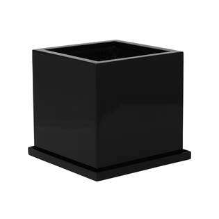 Saucer Block M, Black