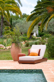 Amphora L, soft clay